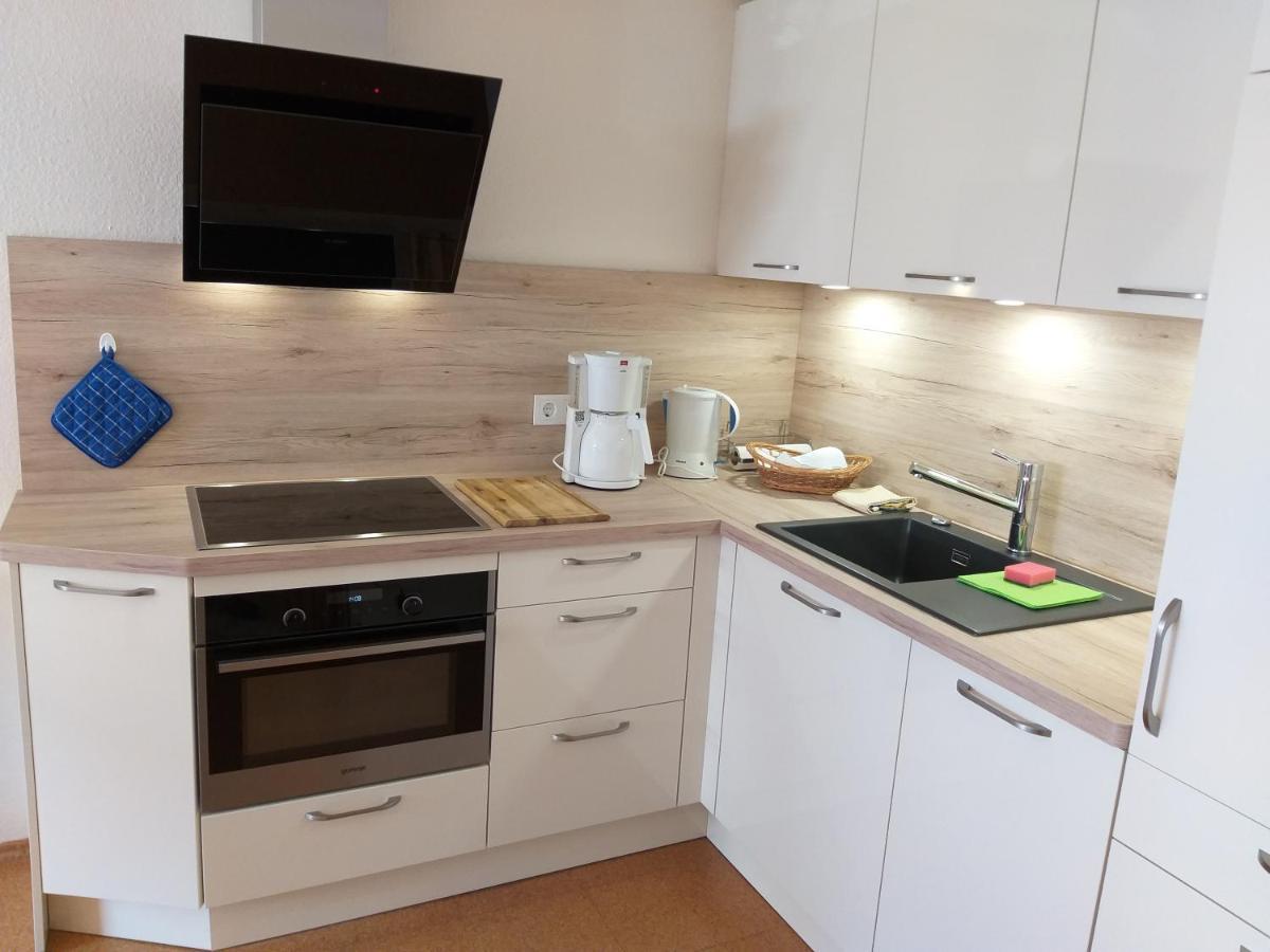 Zwei Ferienwohnungen Ankerpatz 70 Qm Mit Loggia & Puppenstube 50 Qm Mit Gartenterrasse In Hagenburg Naehe Steinhuder Meer エクステリア 写真