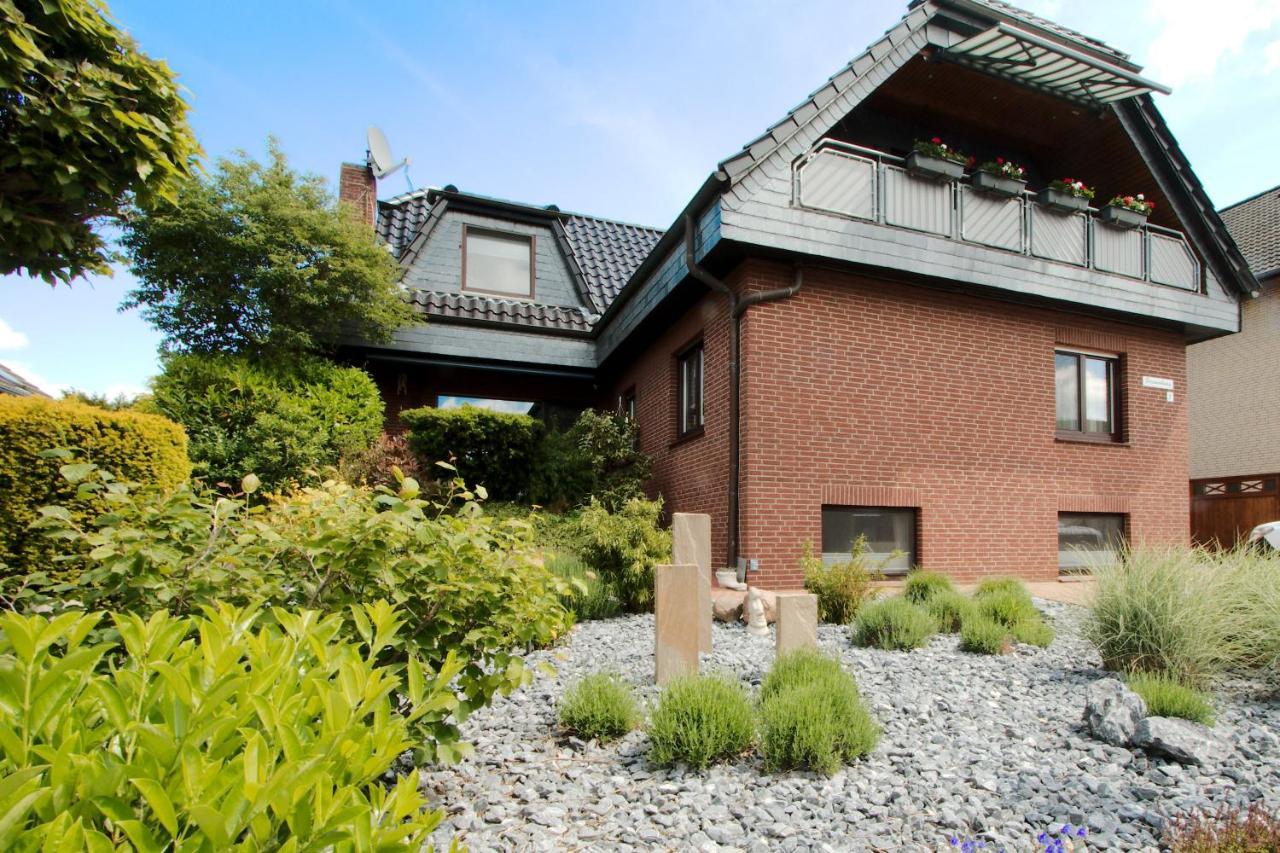 Zwei Ferienwohnungen Ankerpatz 70 Qm Mit Loggia & Puppenstube 50 Qm Mit Gartenterrasse In Hagenburg Naehe Steinhuder Meer エクステリア 写真