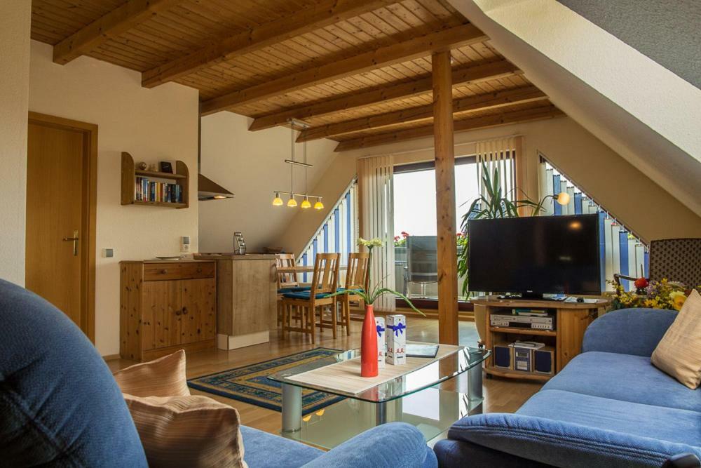Zwei Ferienwohnungen Ankerpatz 70 Qm Mit Loggia & Puppenstube 50 Qm Mit Gartenterrasse In Hagenburg Naehe Steinhuder Meer エクステリア 写真