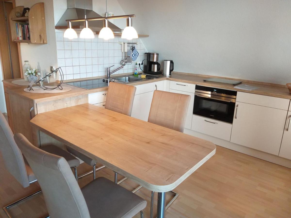 Zwei Ferienwohnungen Ankerpatz 70 Qm Mit Loggia & Puppenstube 50 Qm Mit Gartenterrasse In Hagenburg Naehe Steinhuder Meer エクステリア 写真